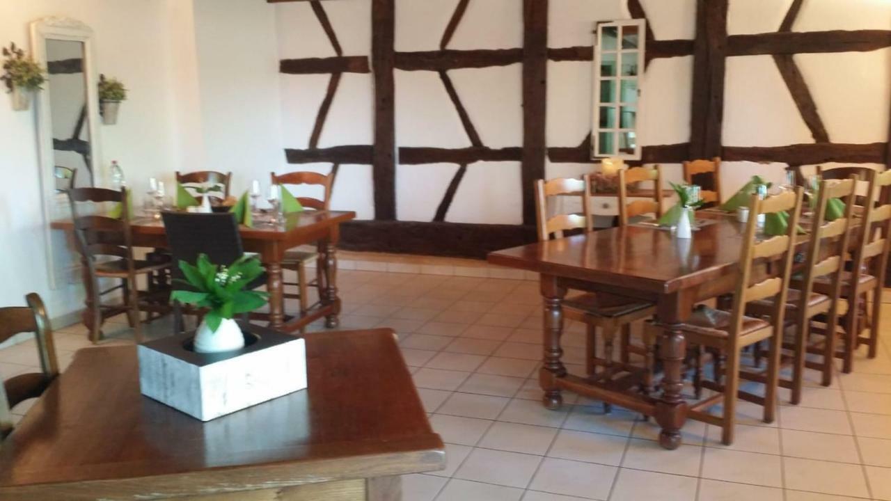 Le Venay Bed & Breakfast Frontenaud Exterior photo